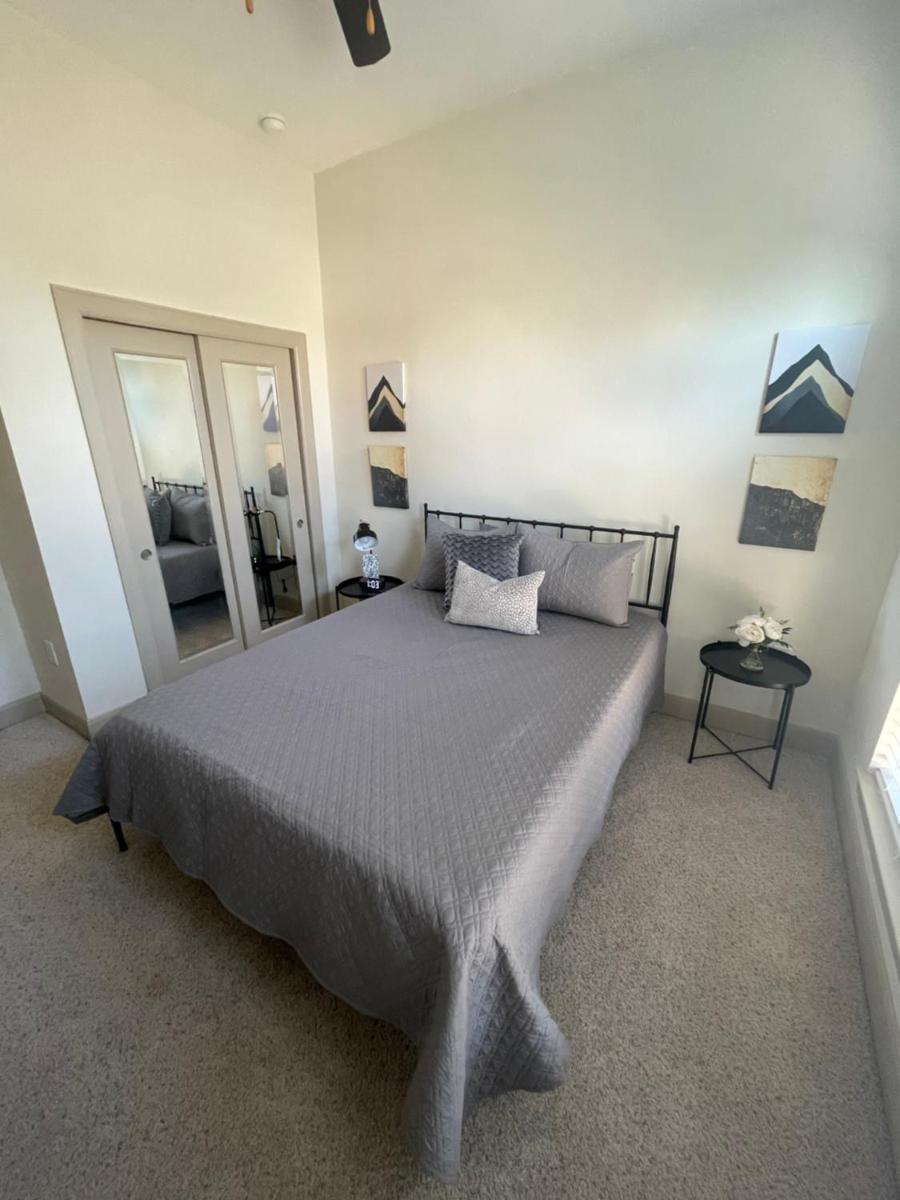 2bedroom 1Bath 10 mins to Texas Medical - Housity