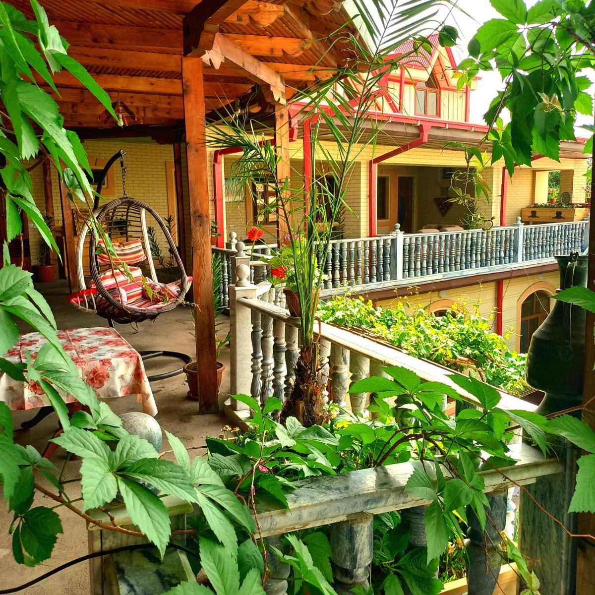 Suitetrails - Hotel Rahmon
