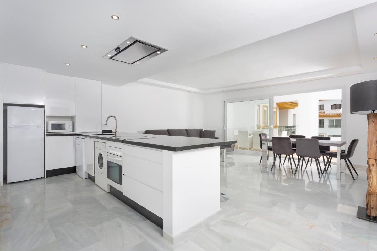 Suitetrails - B51 Executive Flats Marbella