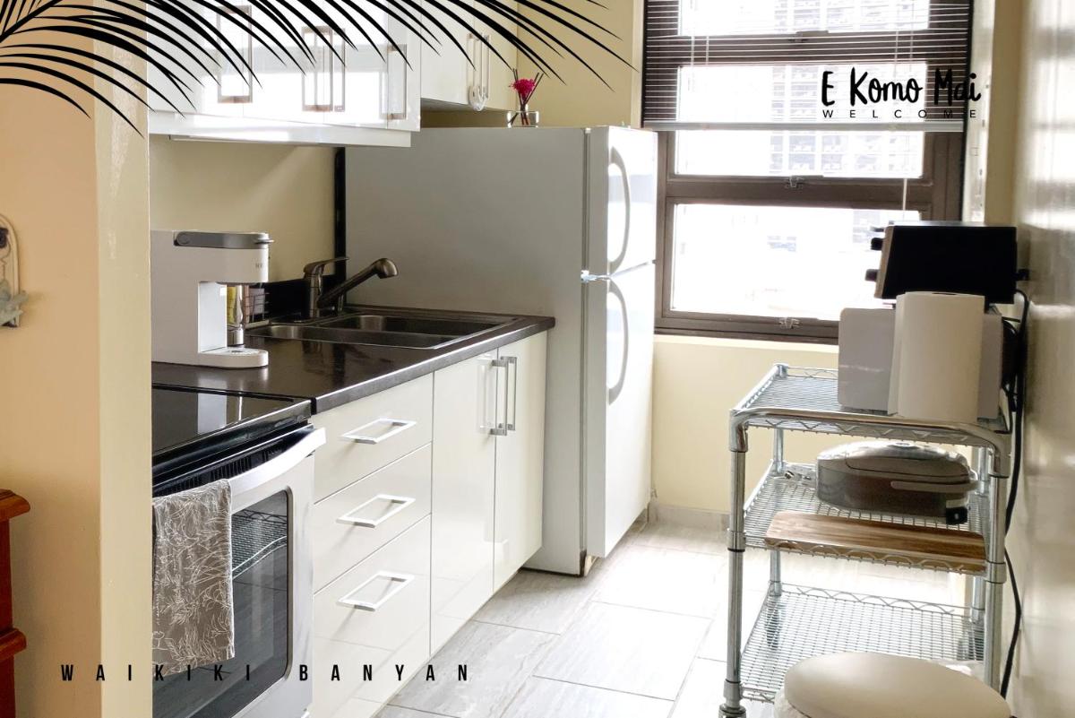 A Block away to Waikiki Beach/Pool/Free Parking - Housity