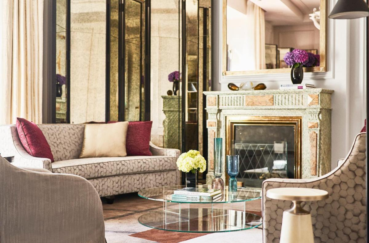 Zona de estar de Four Seasons Hotel Madrid