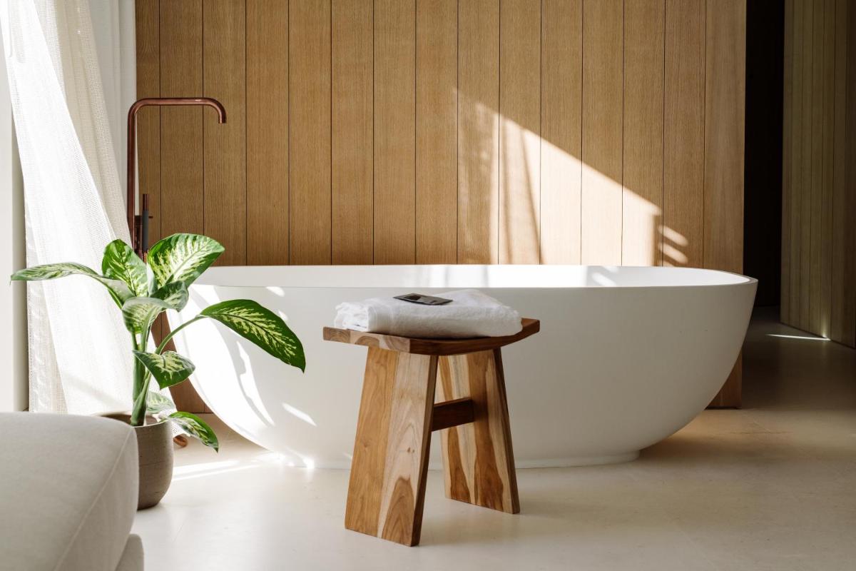 Imagen de la galería de The Standard, Ibiza, en Ibiza
