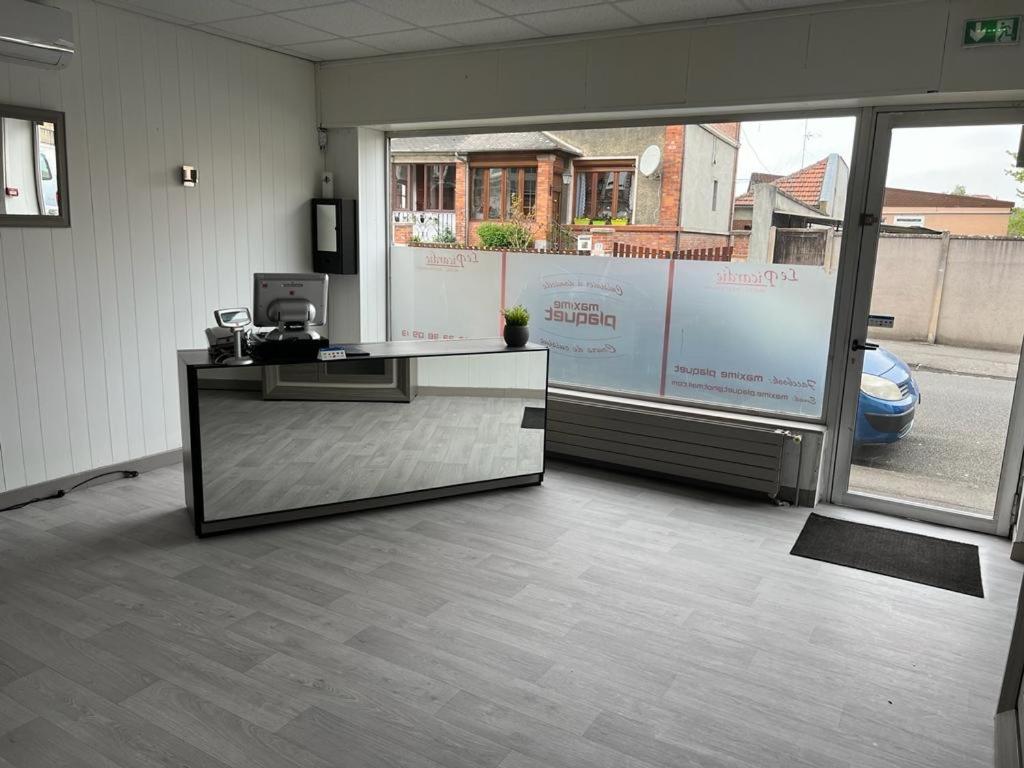 HÔTEL RESTAURANT LE PICARDIE - Housity