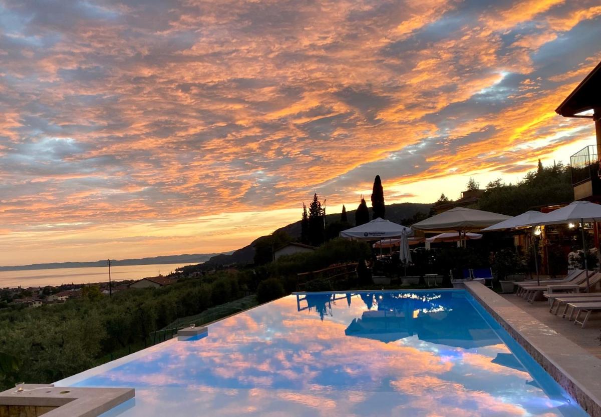 Relais Villa Olivi - Housity