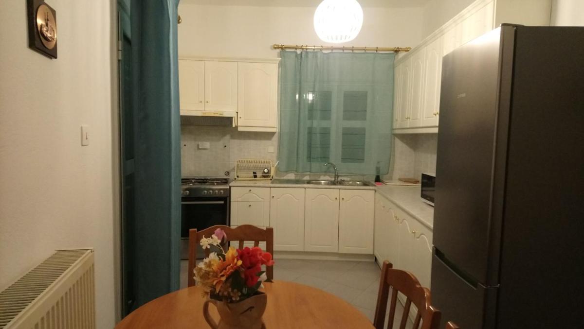 Vacation house in Stroggili - Housity