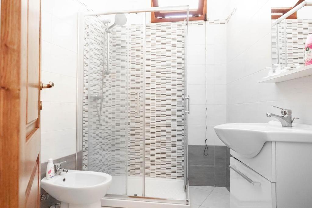 Sinis Holiday House - Housity