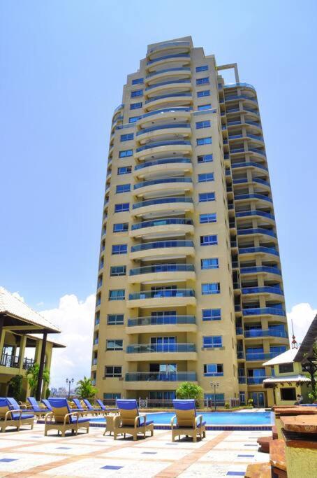 Malecon Center - Housity