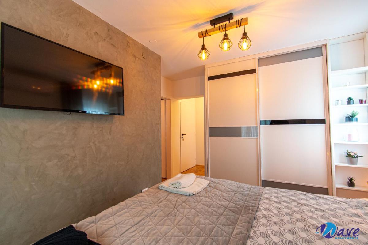 TWO BEDROOM MODERN APARTMENT near the AIRPORT - Housity