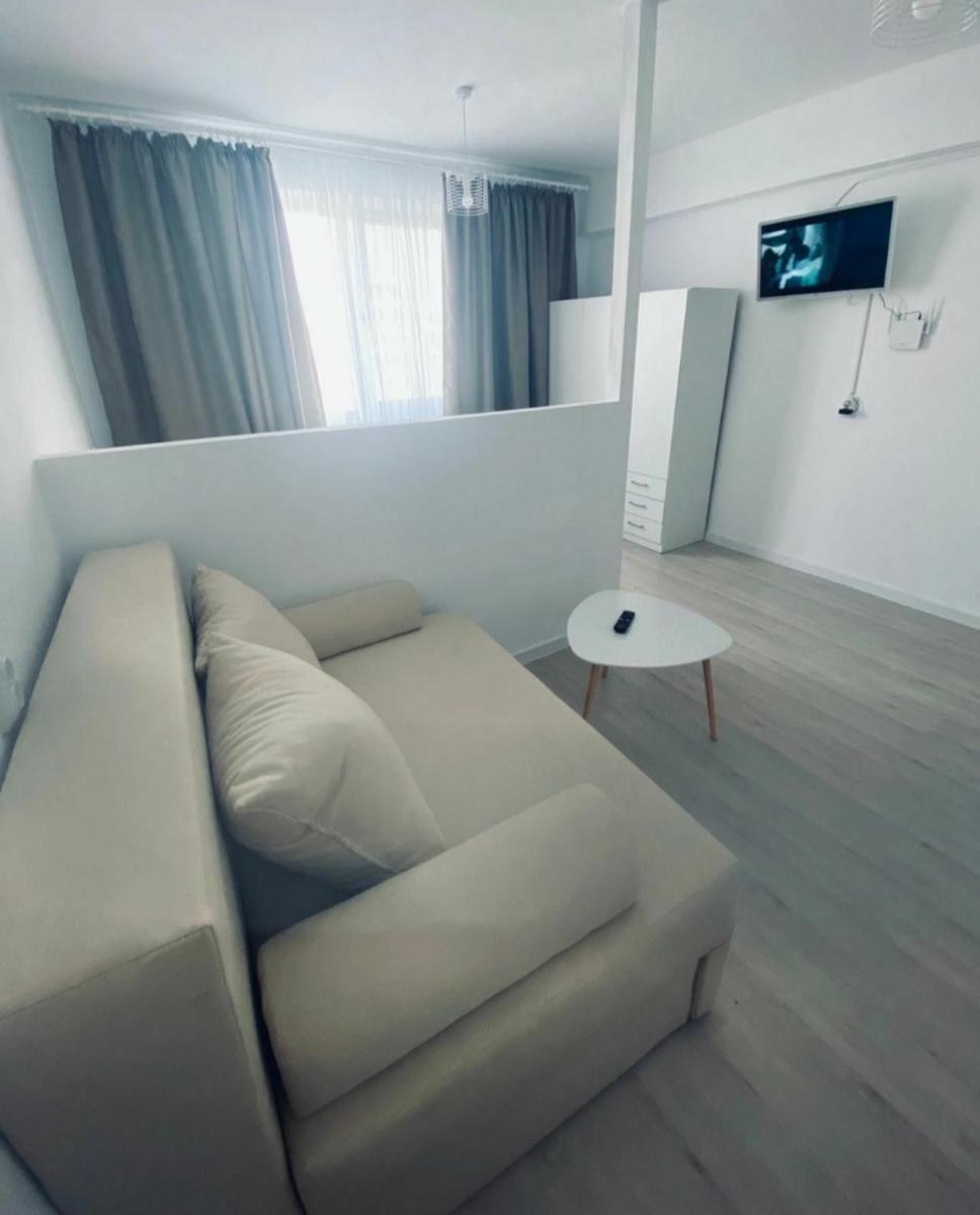 Garsoniera Craiova Centru - Housity