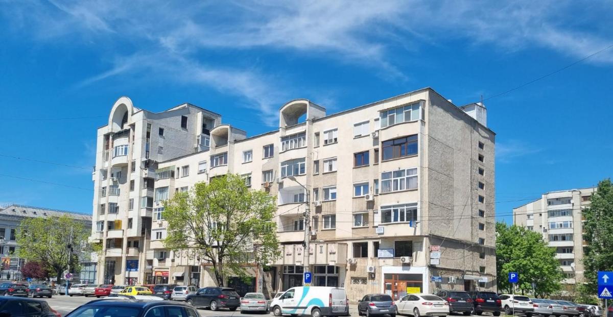 Garsoniera Craiova Centru - Housity