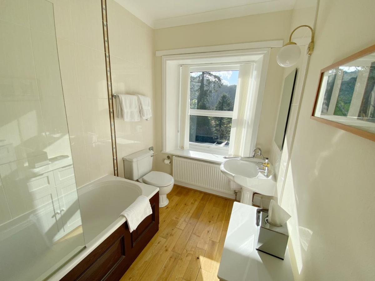 Tyn Y Fron 6 bedroom house in Betws-y-Coed Snowdonia - Housity