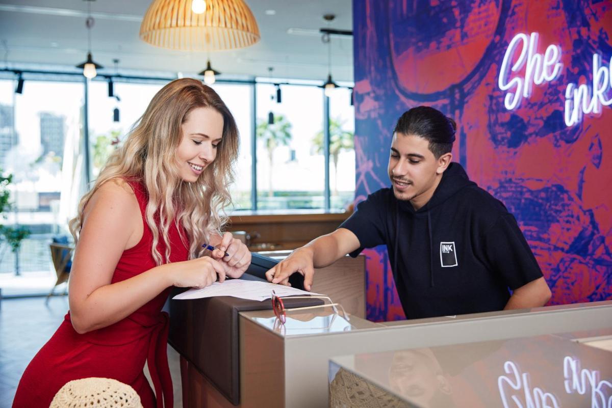 Ink Hotel - Housity