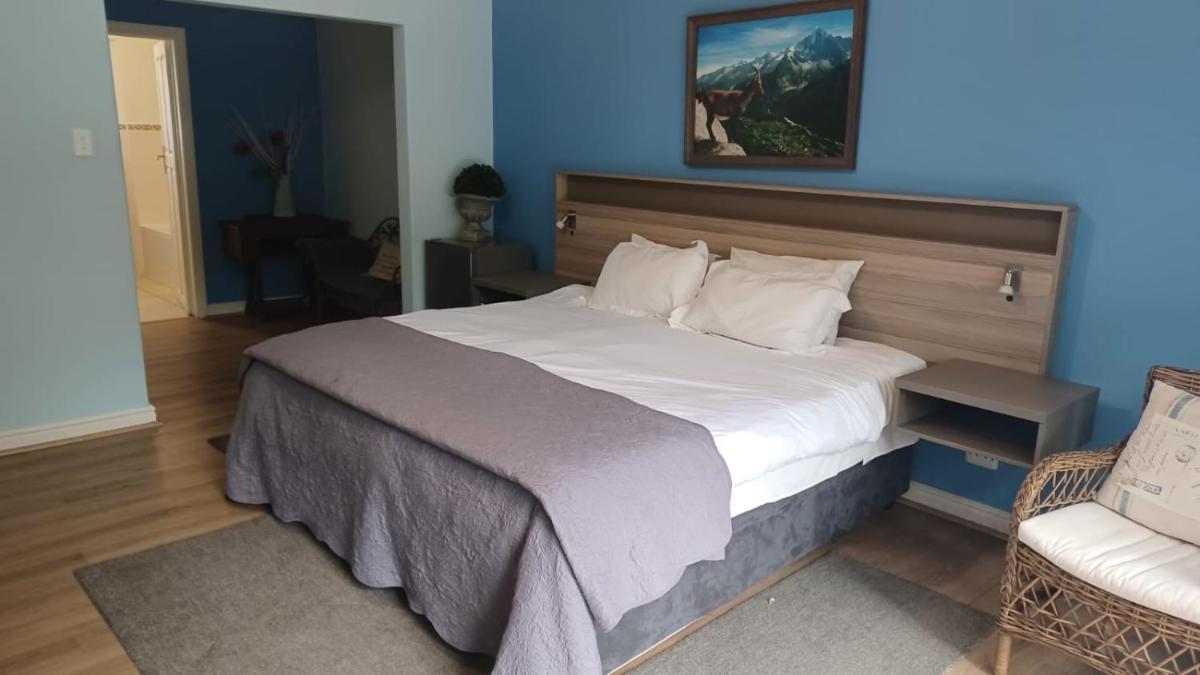 Outeniqua Inn - Housity