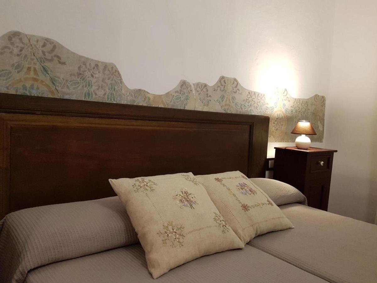 EVA & TRAVEL - Baronia - L'Escoleta 3 - Housity