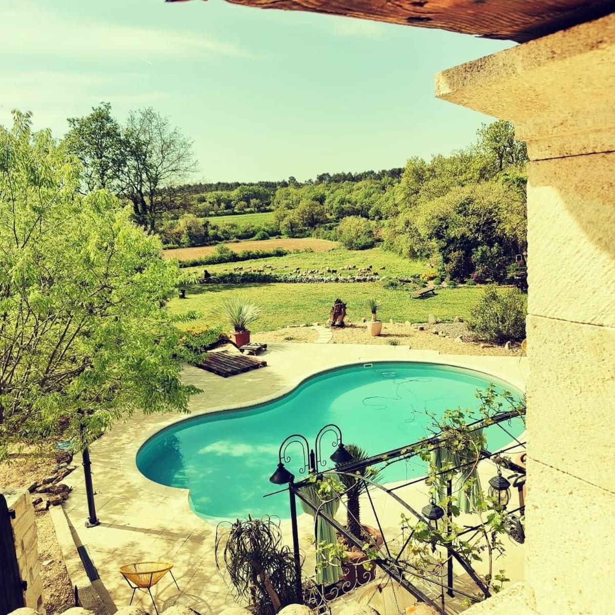 Les Libellules du Gard - le Cabanon Guirard - Housity
