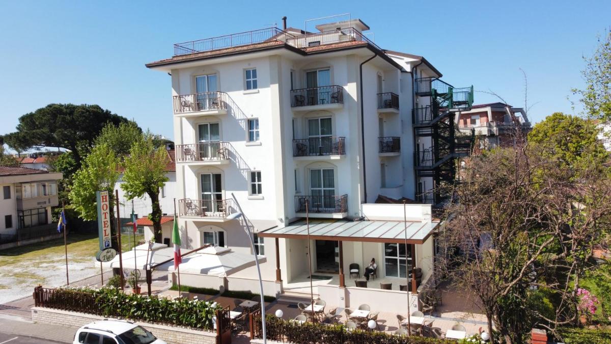Hotel Dei Tigli - Housity