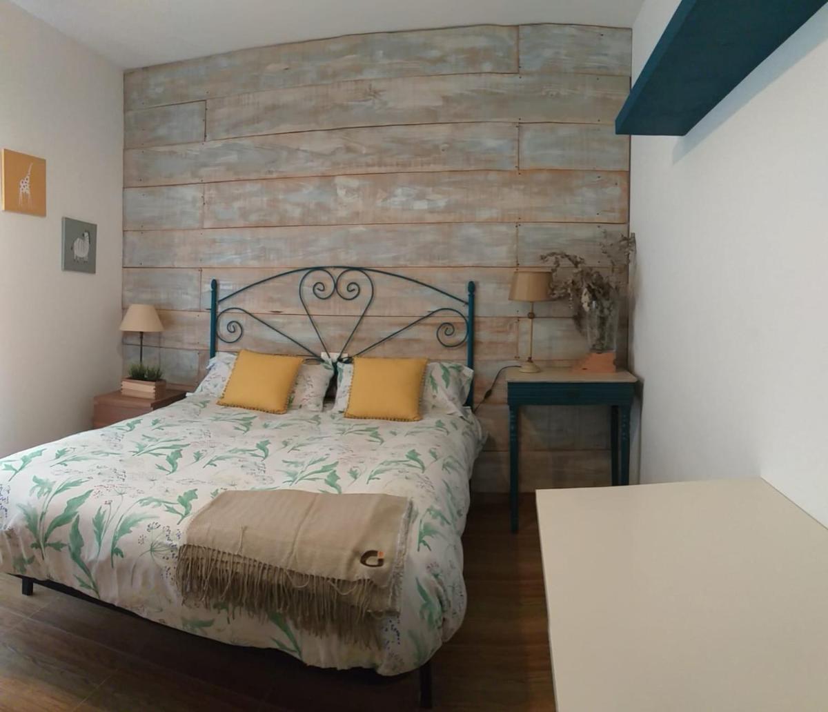 VFT Yelow Habitat Space Baeza - Housity