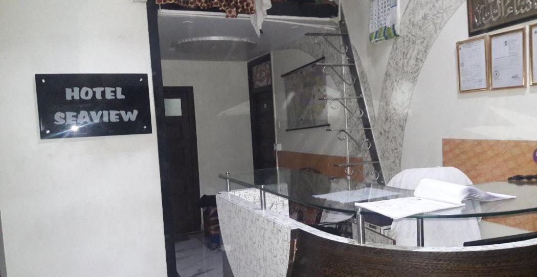 Hotel Sea View - Near Taj Hotel - Housity