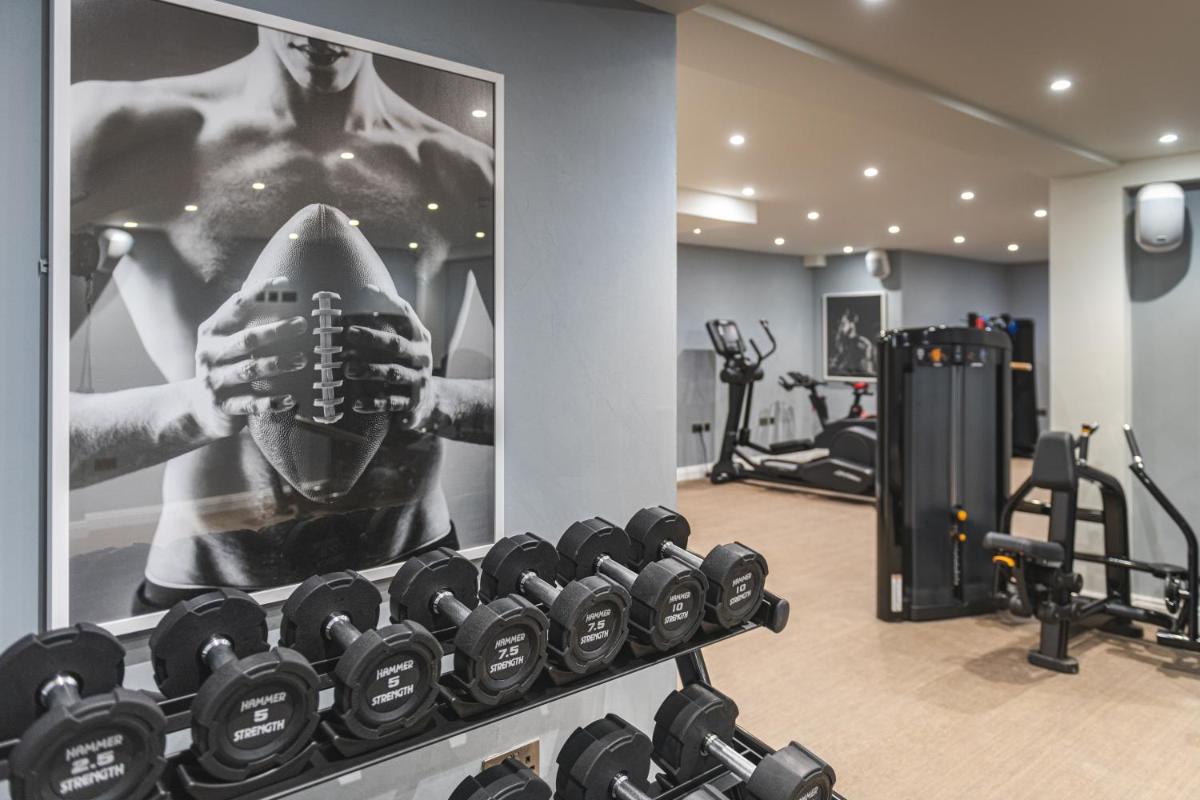 Harbour Beach Club, Hotel & Spa - Housity