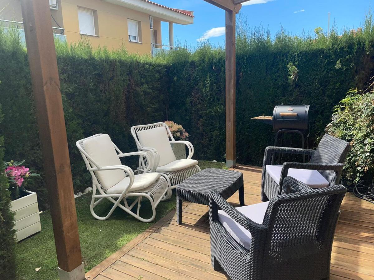 Renovated house with pools perfect for families - Housity