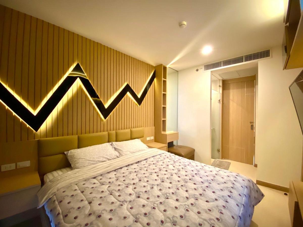 RIVIERA JOMTIEN THE LUXURY STAY In PATTAYA!! - Housity