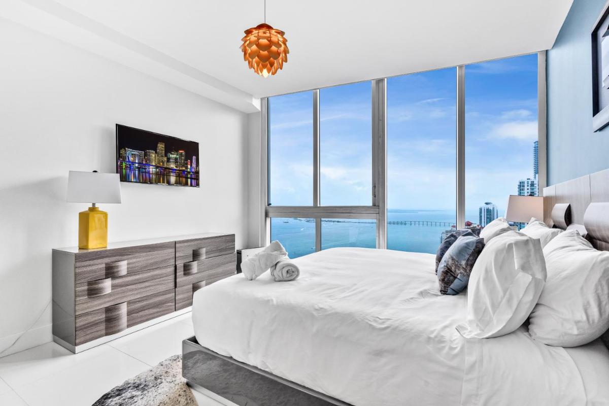 Suitetrails - Majestic 2BD PH in W Brickell / Amenities & Views