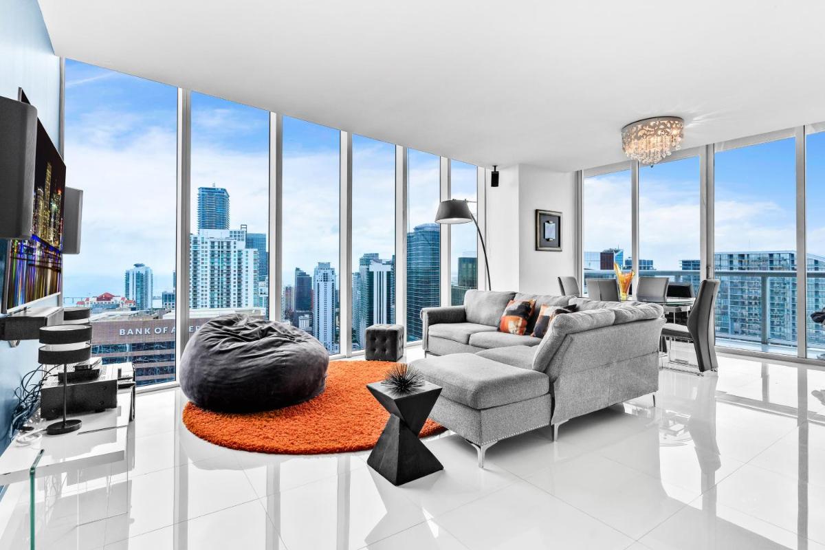 Suitetrails - Majestic 2BD PH in W Brickell / Amenities & Views