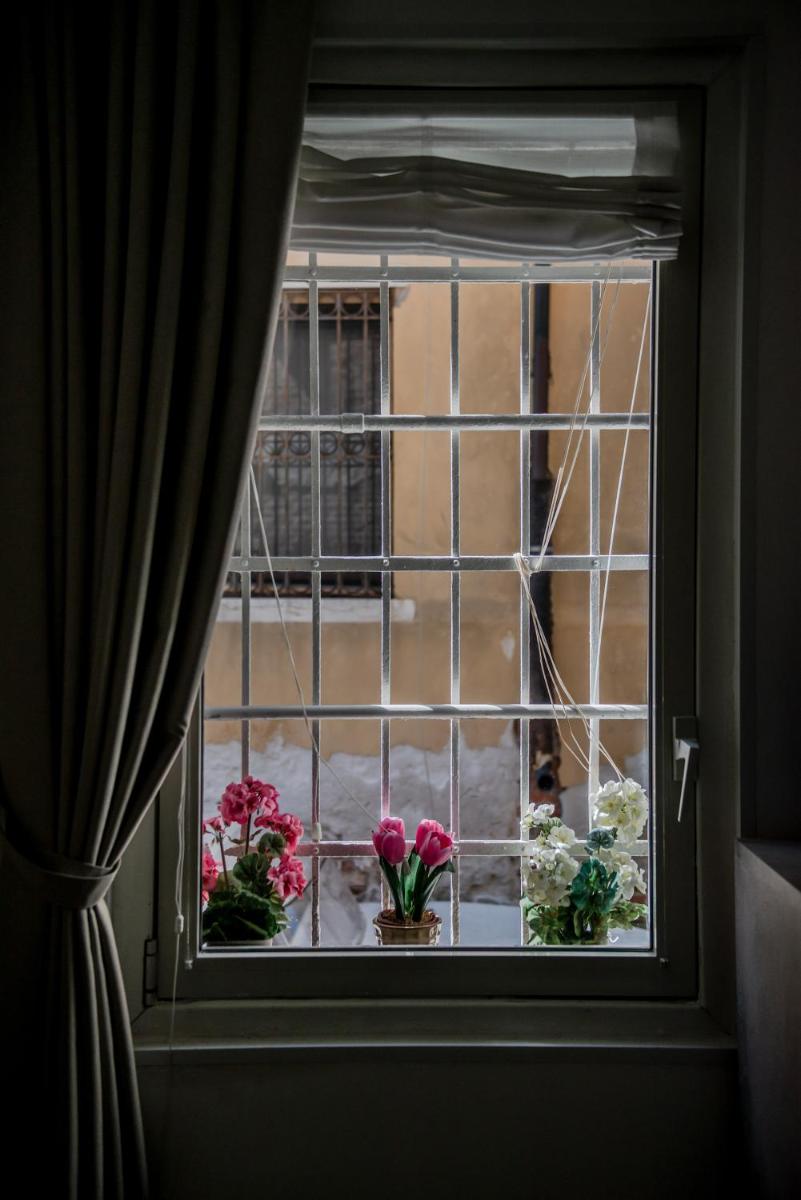 Gondola Rosa, incantevole vista sul canale - Housity