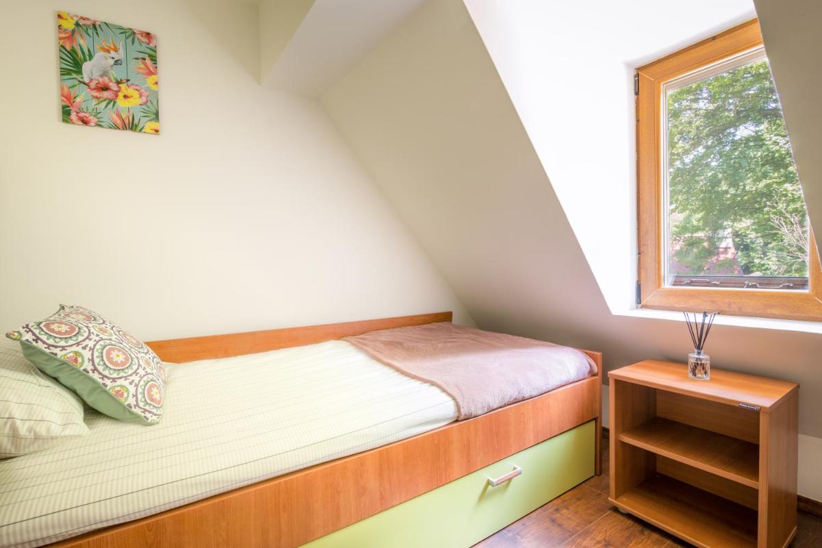 Vila Dunjarica - Housity