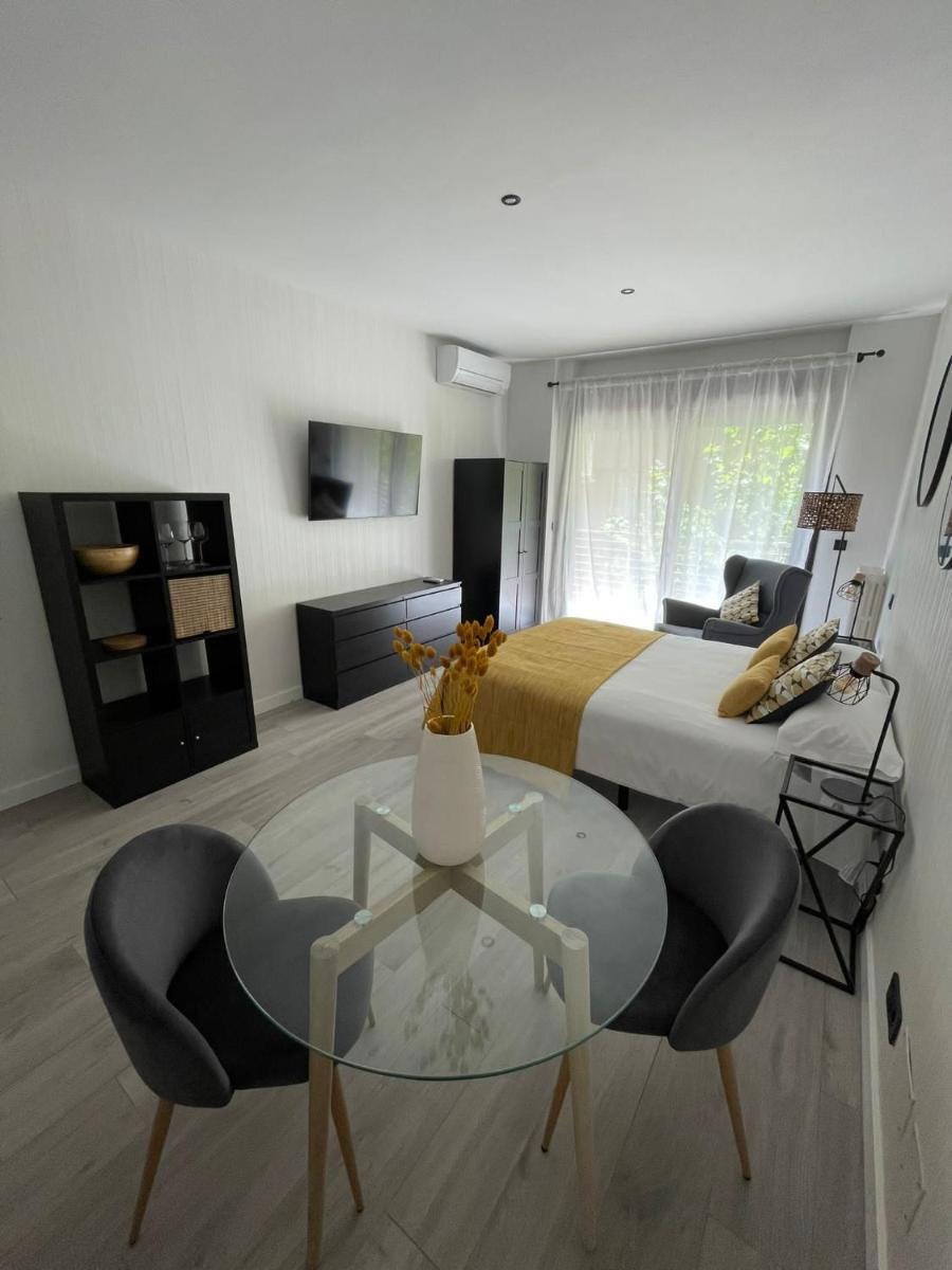 ARIZONICA SUITES CHAMARTIN - Housity