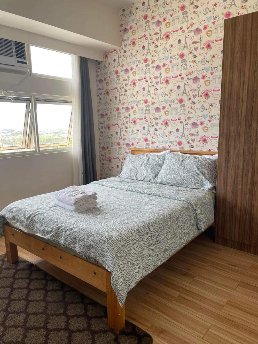 Cozy Studio Type Condo with Pool - Housity