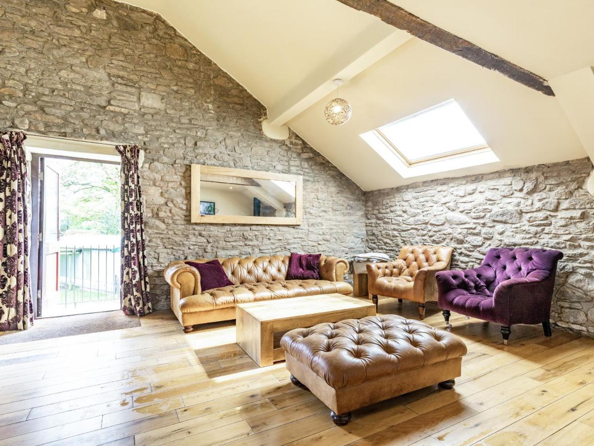 The Hayloft - Housity