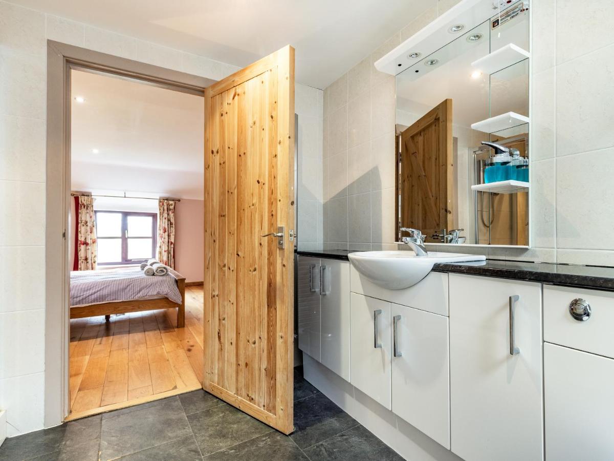 The Hayloft - Housity