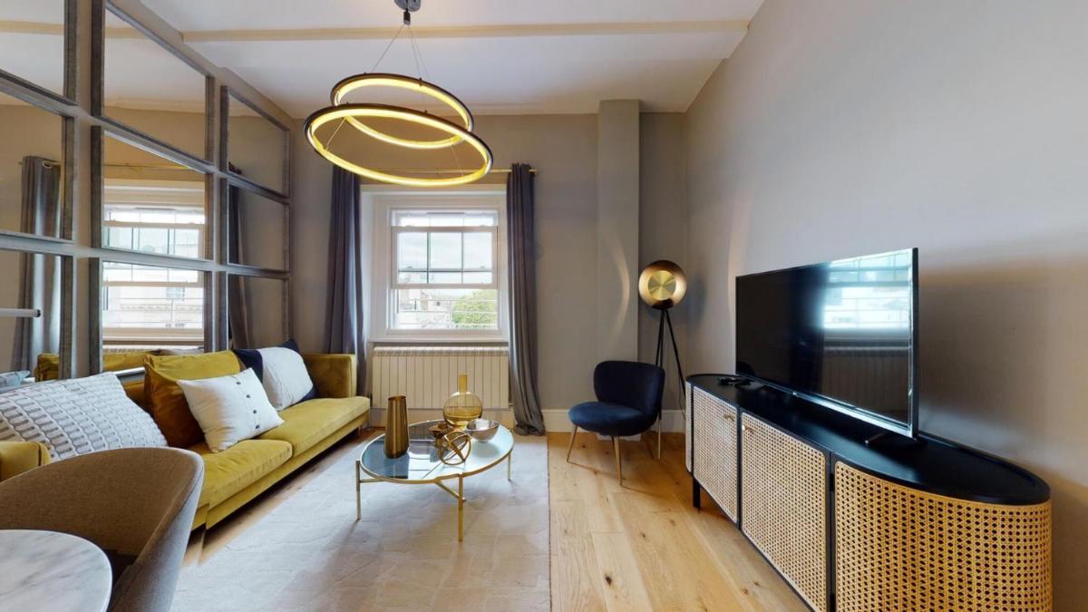 Leinster Gardens VII - 2 bed - Housity