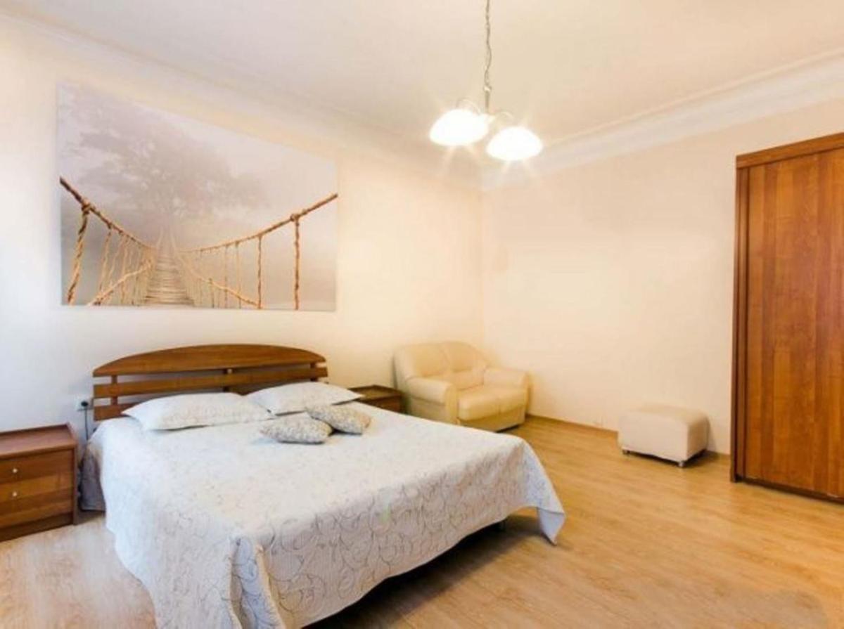 Suitetrails - Home Center Kiev Apartments
