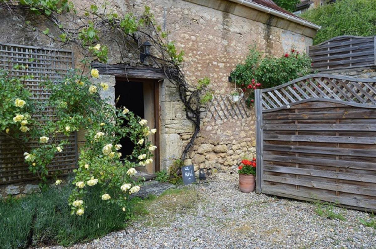 Les Girouteaux - Housity