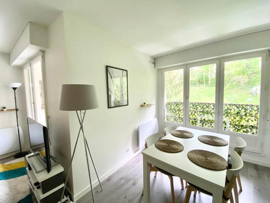 T2 proche château de Versailles 15min - Housity