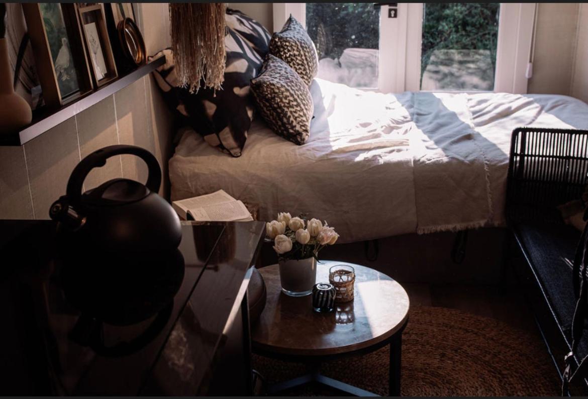 Little Escape No 2 - Housity
