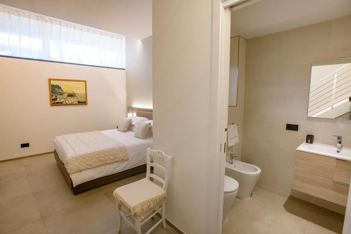 VistAmare Luxury Retreat - Housity