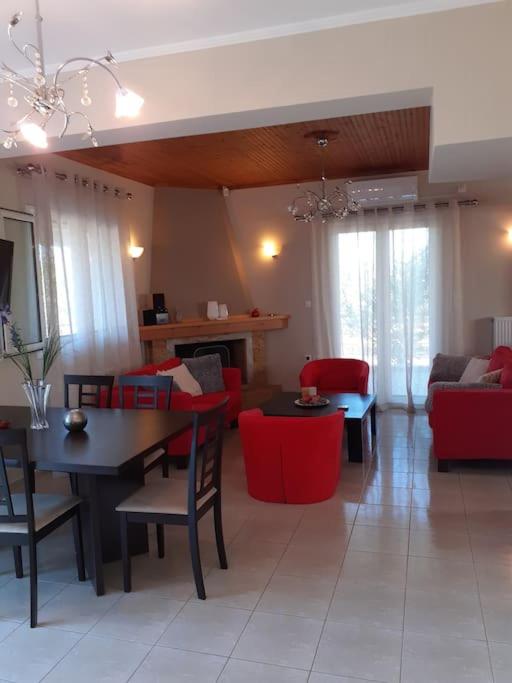 Charming detached house 500m far from the sea - Housity