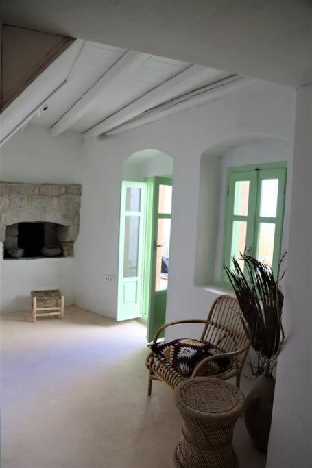 Peaceful 2 bedroom heritage vacation house - Housity