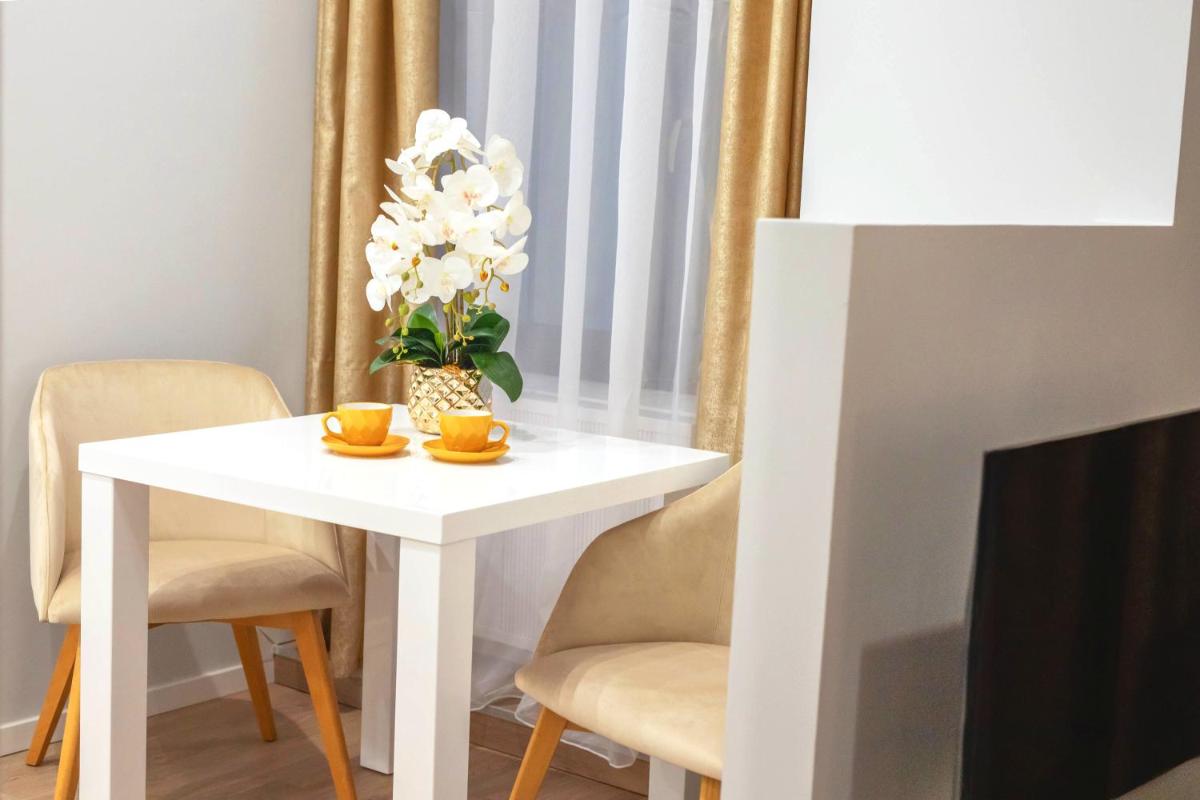 Apartament ZŁOTY - Housity