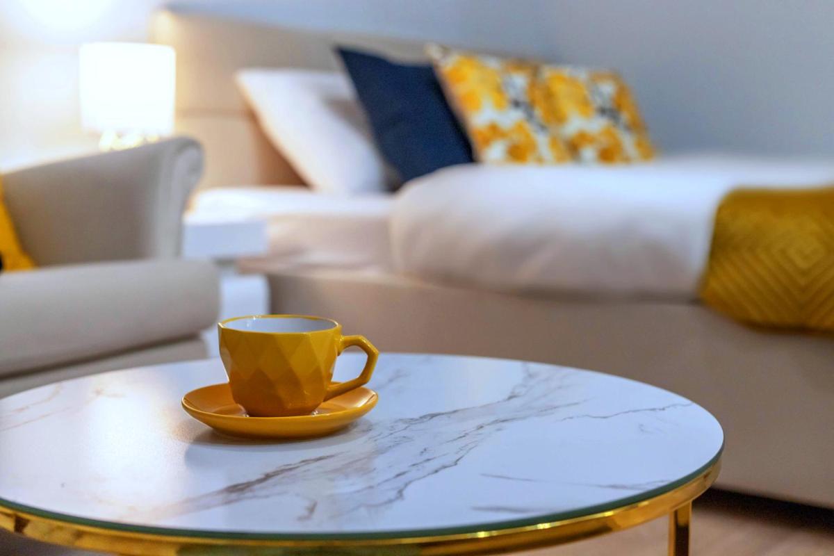 Apartament ZŁOTY - Housity