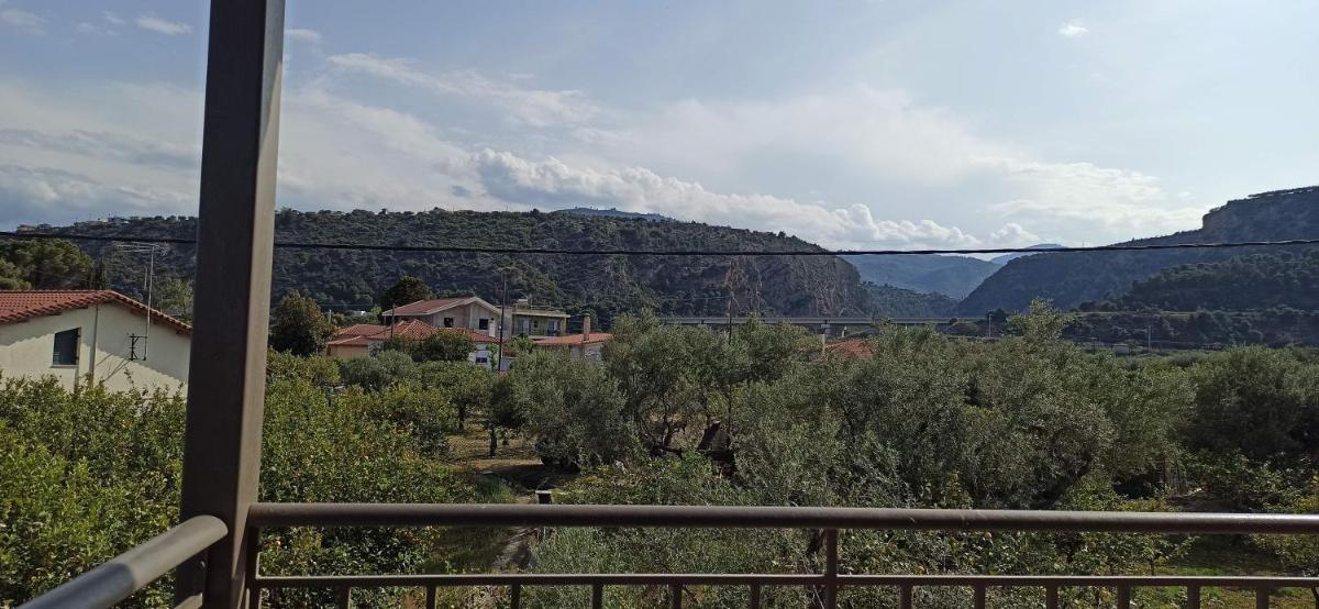 Nikos Holidays House - Housity
