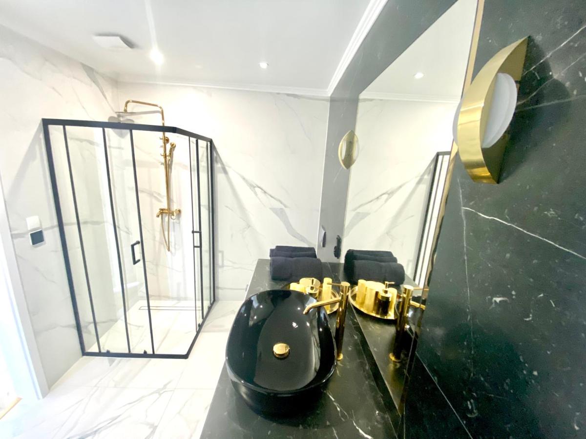 Apartament Sanok-z widokiem na rynek i tarasem - Housity