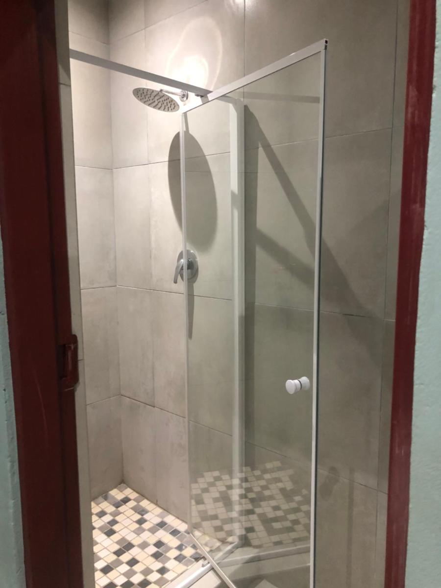 Pozi Guest House - Housity