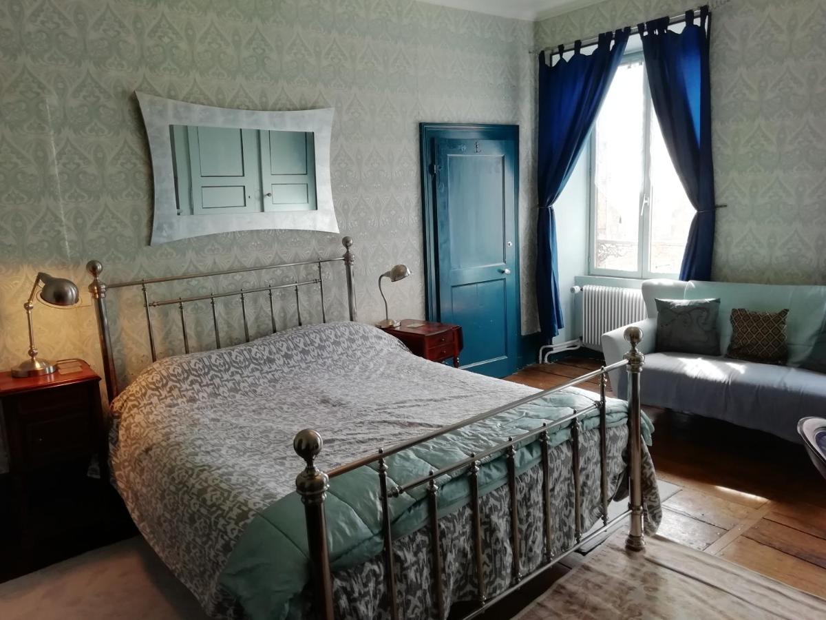 3 Place des Arbres, Chambres D'Hôtes, Felletin - Housity