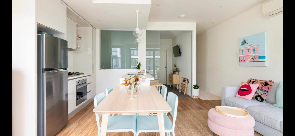 The Pas.Coe - A Stylish 1 bedroom unit with free parking. - Housity