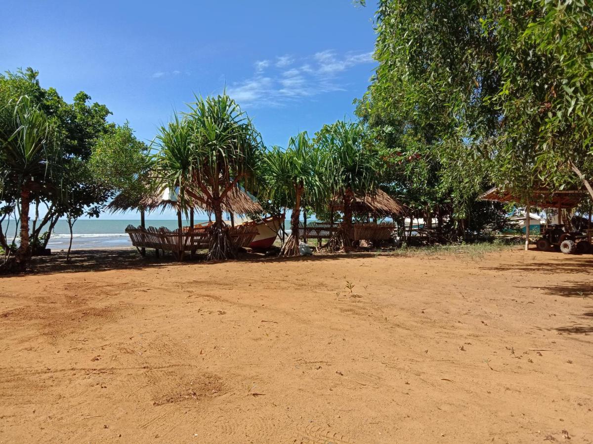 Jordans beach and seasports haven - Housity
