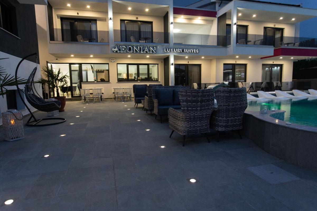 Aeonian Luxury Suites Asprovalta, Adults Only & Kids 12 Plus - Housity